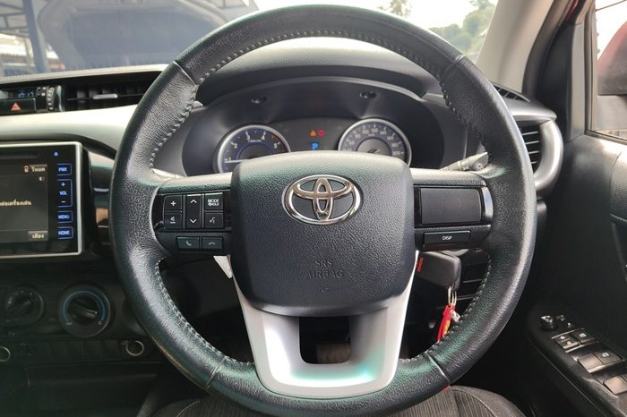 REVO PRE 2019 2.4E AT DOUBLE CAB RED 593 full