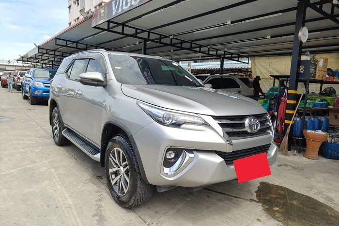TOYOTA 2WD 2020 2.4V AT FORTUNER SILVER  6844 full