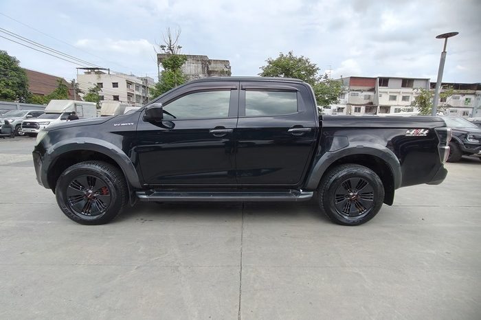 ISUZU 4WD 2020 3.0 AT DOUBLE CAB BLACK  8976 full