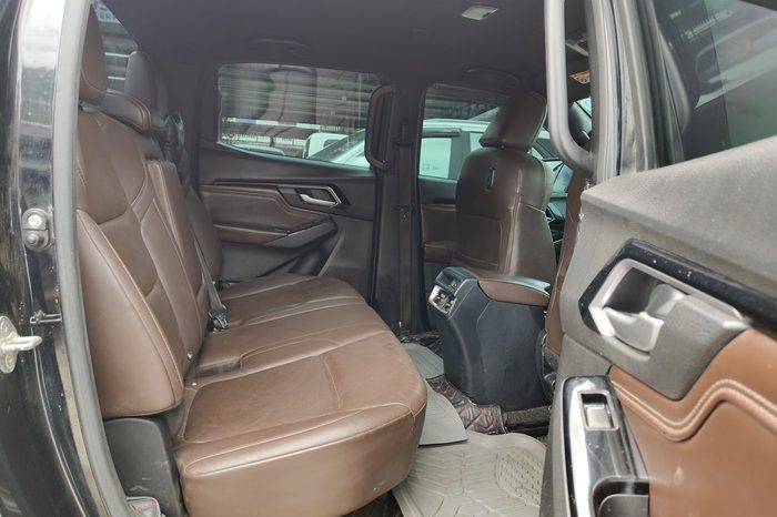 ISUZU 4WD 2020 3.0 AT DOUBLE CAB BLACK  8976 full