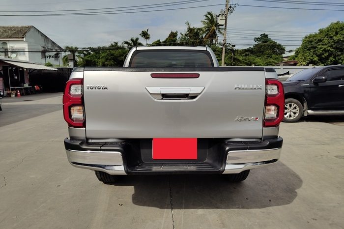 REVO PRE 2020 2.4 ENTRY AT SMART CAB SILVER  7630 full