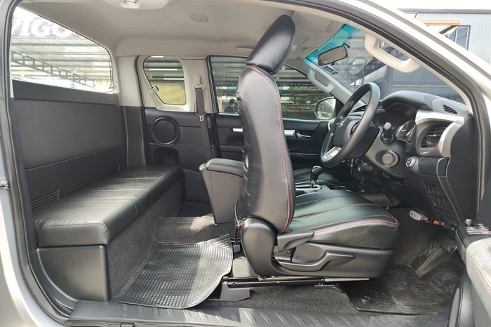 REVO PRE 2020 2.4 ENTRY AT SMART CAB SILVER  7630 full