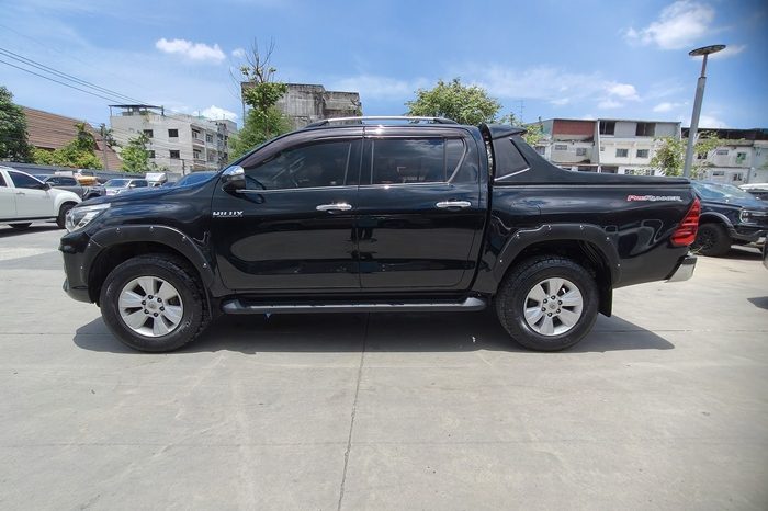 REVO PRE 2019 2.4E AT DOUBLE CAB BLACK 9274 full