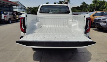 TRAVO E 2026 EV AT DOUBLE CAB WHITE  800193 full