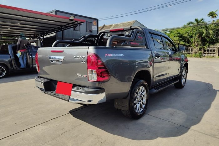 REVO PRE 2019 2.4E AT DOUBLE CAB DARK GREY 562 full
