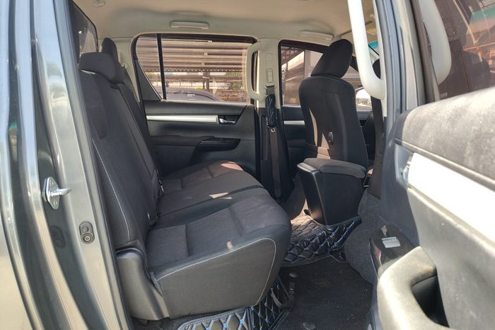 REVO PRE 2019 2.4E AT DOUBLE CAB DARK GREY 562 full