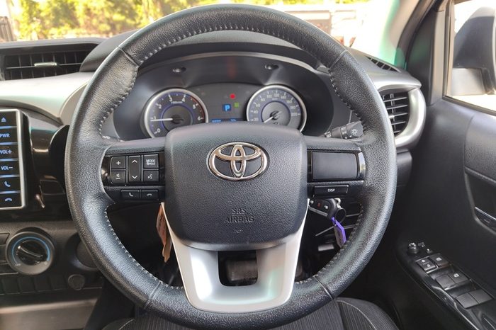 REVO PRE 2019 2.4E AT DOUBLE CAB DARK GREY 562 full