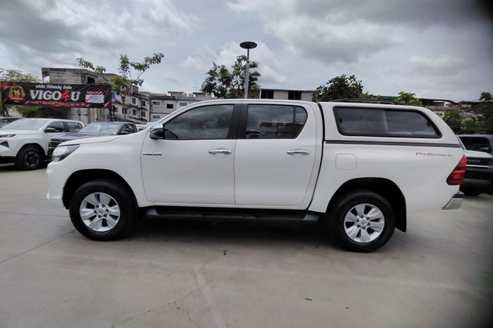REVO PRE 2019 2.4E AT DOUBLE CAB WHITE 3868 full