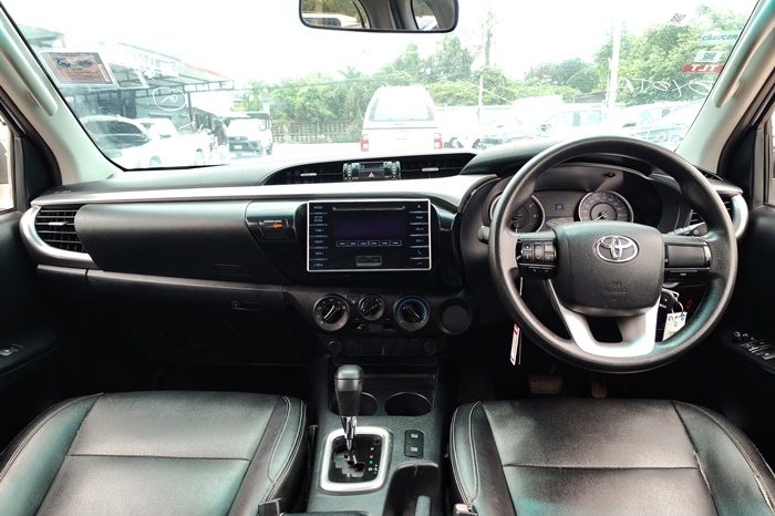 REVO PRE 2016 2.4E AT SMART CAB SILVER  2230 full