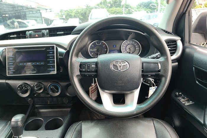 REVO PRE 2016 2.4E AT SMART CAB SILVER  2230 full