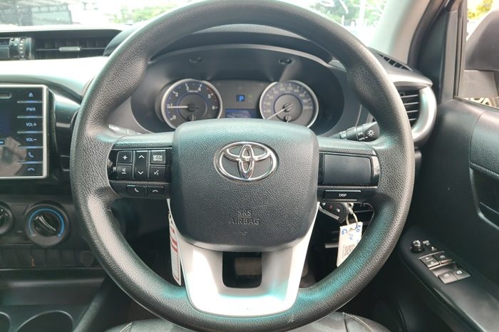 REVO PRE 2016 2.4E AT SMART CAB SILVER  2230 full