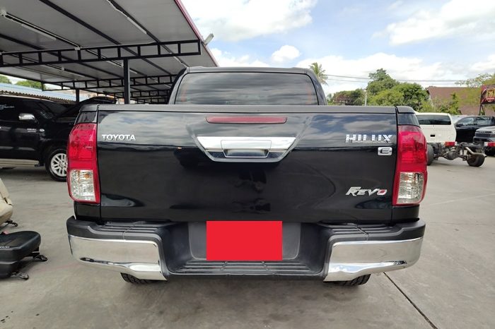 REVO PRE 2017 2.4E AT DOUBLE CAB BLACK 8530 full