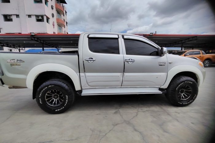 VIGO 4WD 2005 3.0G AT DOUBLE CAB SILVER  349 full