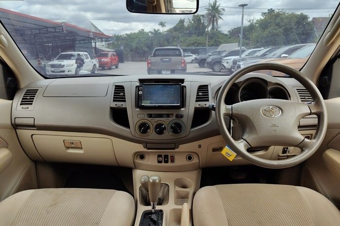 VIGO 4WD 2005 3.0G AT DOUBLE CAB SILVER  349 full