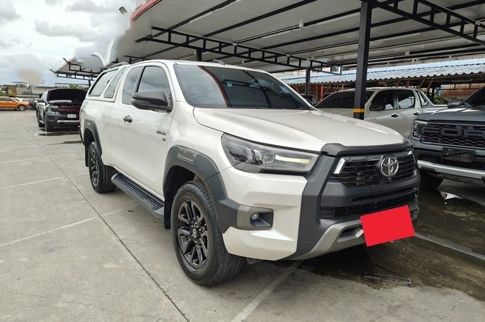 ROCCO 4WD 2022 2.8 HIGHT AT SMART CAB WHITE  4595 full