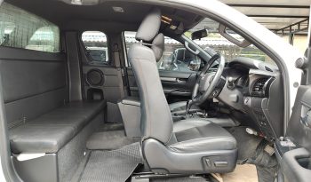 ROCCO 4WD 2022 2.8 HIGHT AT SMART CAB WHITE  4595 full