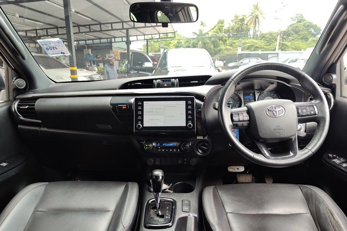 ROCCO 4WD 2022 2.8 HIGHT AT SMART CAB WHITE  4595 full