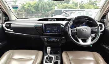 REVO PRE 2017 2.4G AT DOUBLE CAB SILVER  1231 full