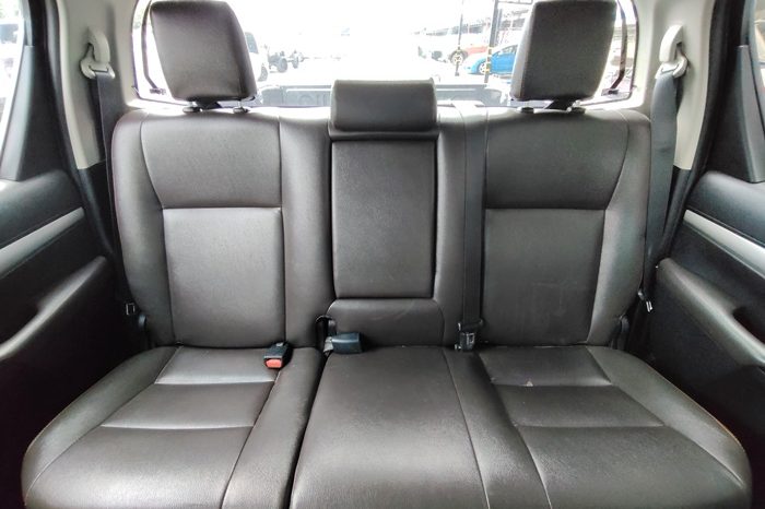 REVO PRE 2019 2.4E AT DOUBLE CAB BLACK 4899 full