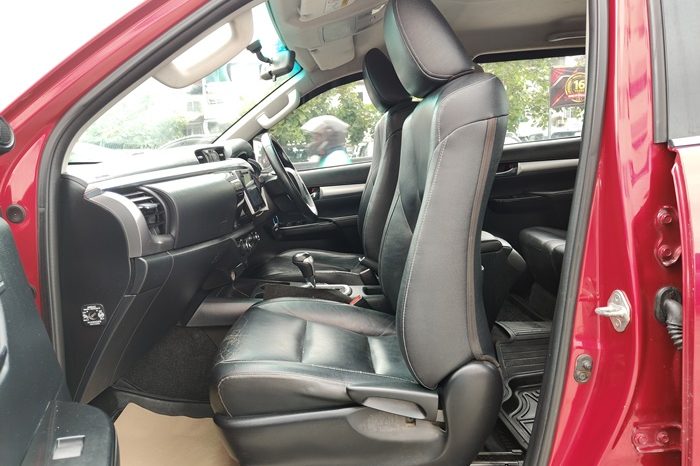 REVO PRE 2018 2.4G AT DOUBLE CAB RED  4127 full