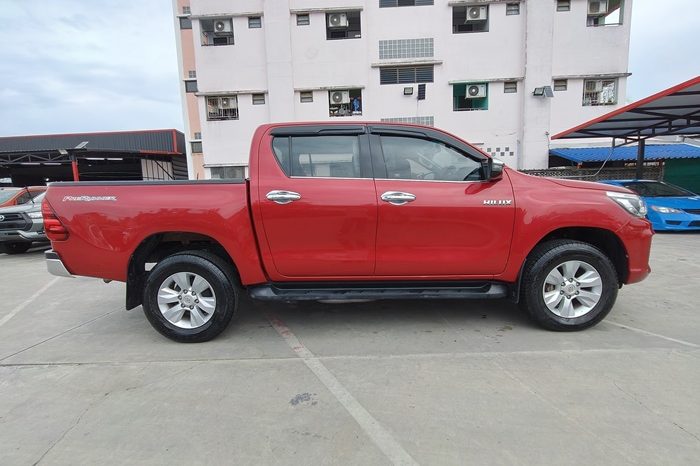 REVO PRE 2018 2.4G AT DOUBLE CAB RED  4127 full