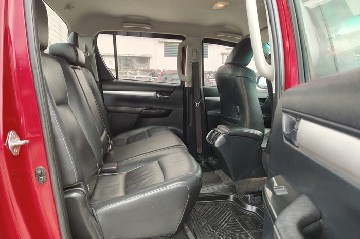 REVO PRE 2018 2.4G AT DOUBLE CAB RED  4127 full
