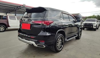 TOYOTA 2WD 2018 2.4V AT FORTUNER BLACK  2424 full