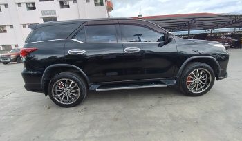TOYOTA 2WD 2018 2.4V AT FORTUNER BLACK  2424 full