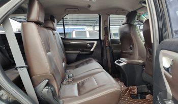 TOYOTA 2WD 2018 2.4V AT FORTUNER BLACK  2424 full