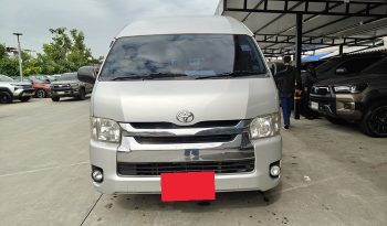 TOYOTA 2WD 2019 3.0 AT COMMUTER SILVER  671 full