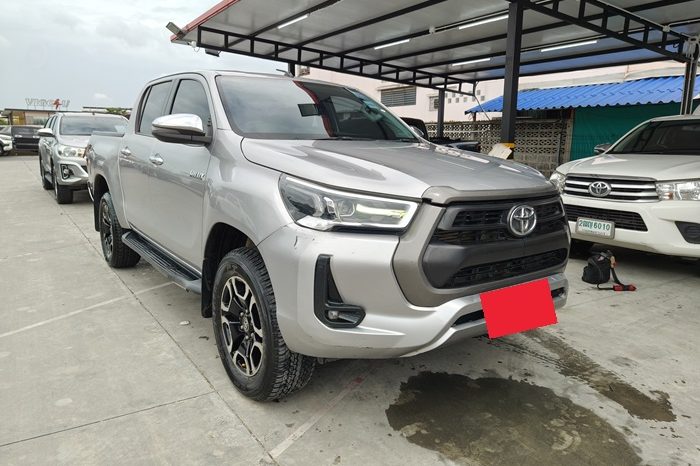REVO 4WD 2021 2.4 MID MT DOUBLE CAB SILVER  5753 full
