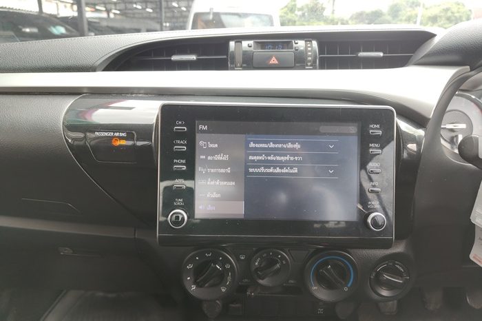 REVO 4WD 2021 2.4 MID MT DOUBLE CAB SILVER  5753 full