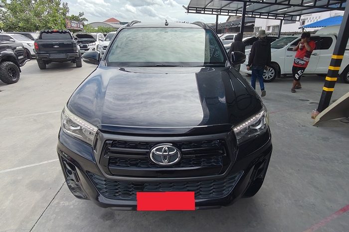 REVO PRE 2018 2.4E AT DOUBLE CAB BLACK  6486 full