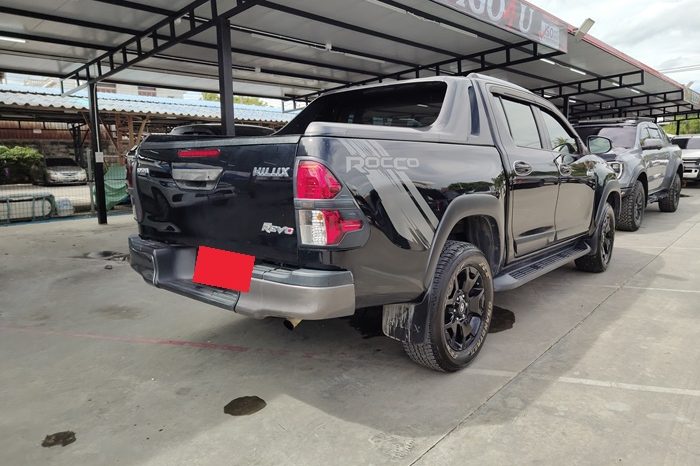 REVO PRE 2018 2.4E AT DOUBLE CAB BLACK  6486 full
