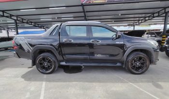 REVO PRE 2018 2.4E AT DOUBLE CAB BLACK  6486 full