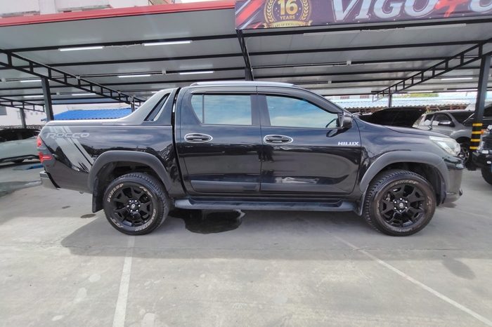 REVO PRE 2018 2.4E AT DOUBLE CAB BLACK  6486 full