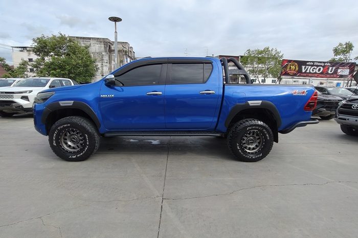 REVO PRE 2019 2.4E AT DOUBLE CAB BLUE  3300 full