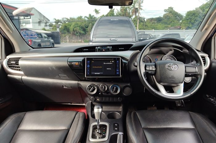 REVO PRE 2019 2.4E AT DOUBLE CAB BLUE  3300 full