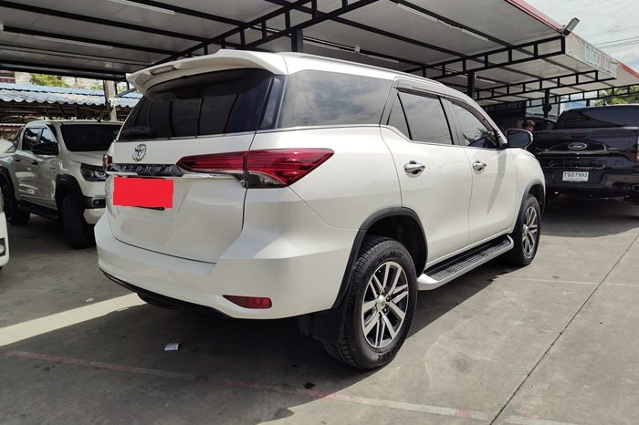 TOYOTA 2WD 2019 2.4V AT FORTUNER WHITE  8851 full
