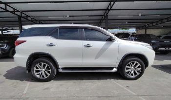 TOYOTA 2WD 2019 2.4V AT FORTUNER WHITE  8851 full