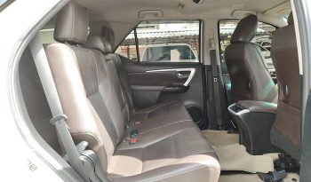 TOYOTA 2WD 2019 2.4V AT FORTUNER WHITE  8851 full