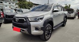 REVO PRE 2021 2.4 MID AT DOUBLE CAB SILVER  8913