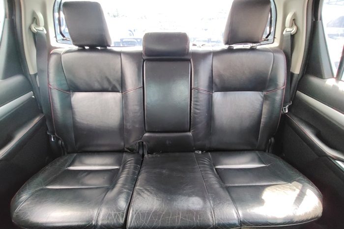 REVO PRE 2021 2.4 MID AT DOUBLE CAB SILVER  8913 full