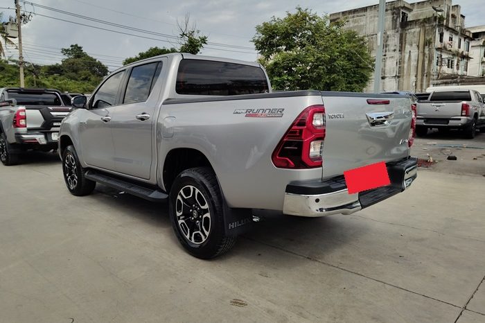 REVO PRE 2022 2.4 MID AT DOUBLE CAB SILVER  624 full