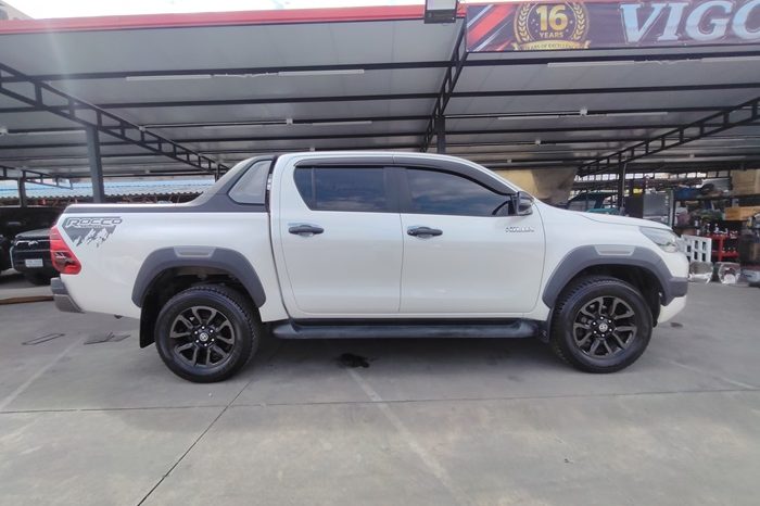 ROCCO PRE 2022 2.4 HIGHT AT DOUBLE CAB WHITE  1107 full