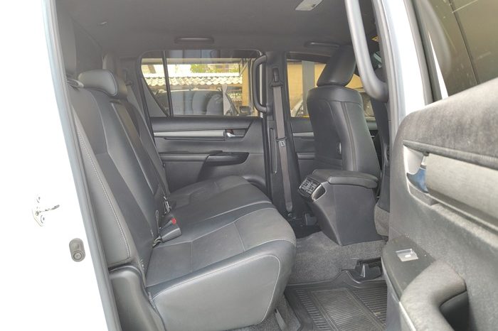 ROCCO PRE 2022 2.4 HIGHT AT DOUBLE CAB WHITE  1107 full