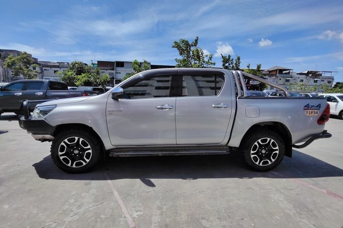 REVO 4WD 2021 2.8 HIGHT AT DOUBLE CAB SILVER  6832 full