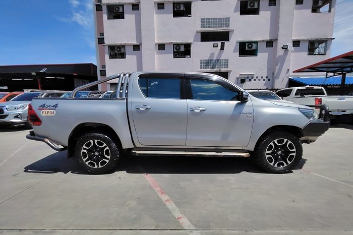 REVO 4WD 2021 2.8 HIGHT AT DOUBLE CAB SILVER  6832 full