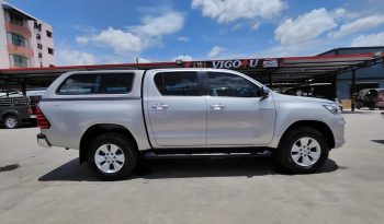 REVO PRE 2018 2.4G AT DOUBLE CAB SILVER  20 full