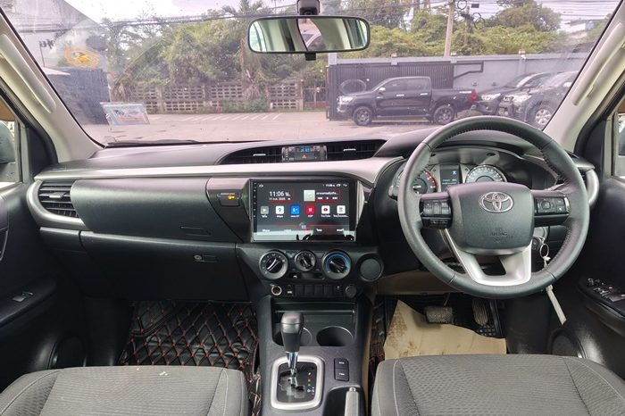 REVO PRE 2022 2.4 MID AT SAMRT CAB BLACK  2055 full